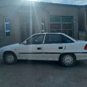 Opel Astra 1995