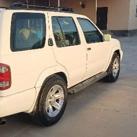 Nissan Pathfinder 2002