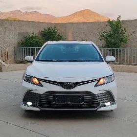 Toyota Camry 2020