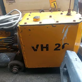 Armatur çapýan makina