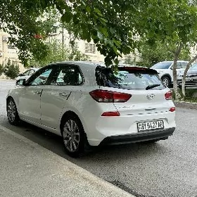 Hyundai Elantra 2019