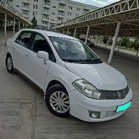Nissan Versa 2010
