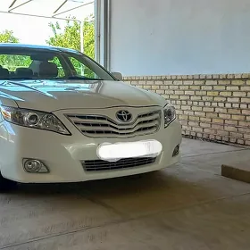 Toyota Camry 2010