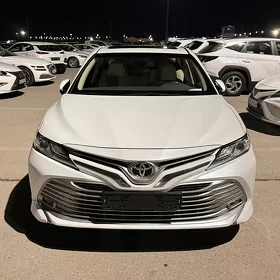 Toyota Camry 2020