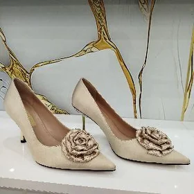 Tufli LESCARPE arginaly