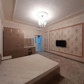 Arenda Jay Gurtly Elitka