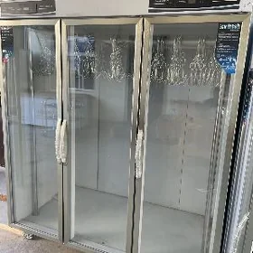 Morozolnik Witrina Holodilnik