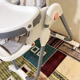 стол для  каррмления