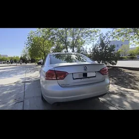 Volkswagen Passat 2012