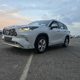 Toyota Highlander 2022
