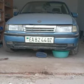 Opel Vectra 1989