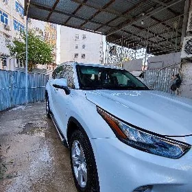 Toyota Highlander 2020