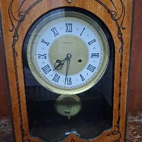 Часы Механический