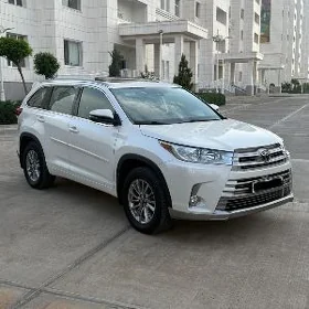 Toyota Highlander 2018