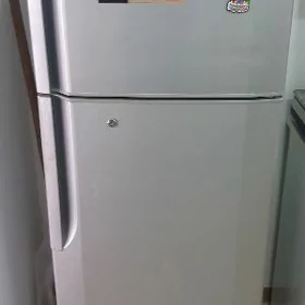 Холодильник.