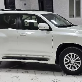 Toyota Land Cruiser Prado 2012