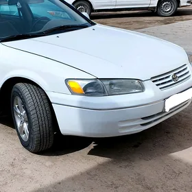 Toyota Camry 1998