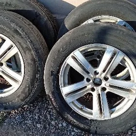 Toyota diska 225/65/17