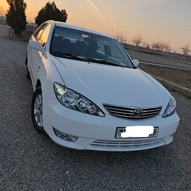 Toyota Camry 2004