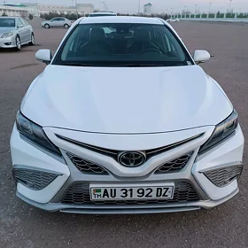 Toyota Camry 2022