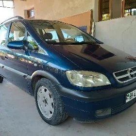 Opel Zafira 2004