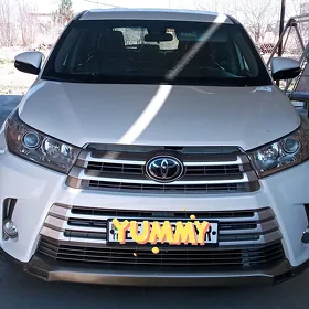 Toyota Highlander 2019