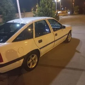 Opel Vectra 1992