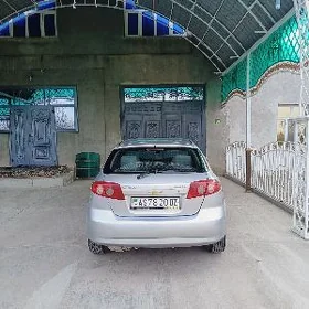 Chevrolet Lacetti 2005