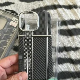 iphon 16 pro cehol
