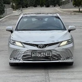 Toyota Camry 2020