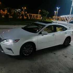 Lexus ES 350 2016
