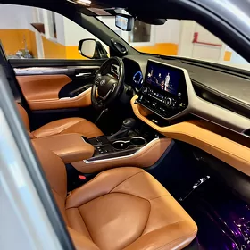 Toyota Highlander 2024