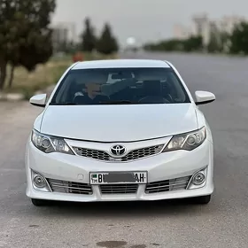 Toyota Camry 2013
