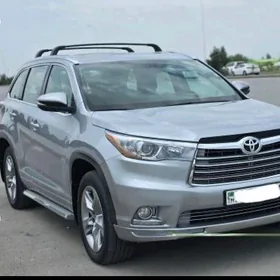 Toyota Highlander 2016
