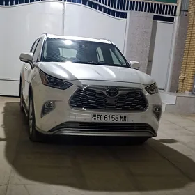 Toyota Highlander 2020