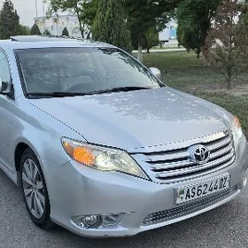 Toyota Avalon 2011
