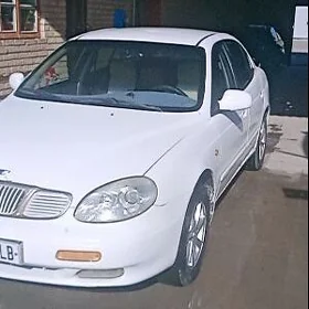 Daewoo Leganza 1998