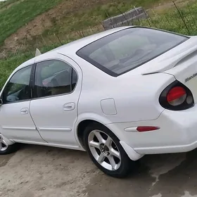 Nissan Maxima 2000