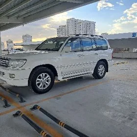 Toyota Land Cruiser 2000
