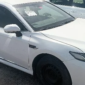 Toyota Camry Hybrid 2021