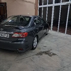 Toyota Corolla 2011