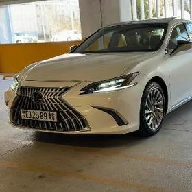Lexus ES 350 2025