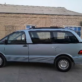 Toyota Previa 1992
