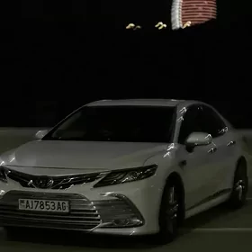 Toyota Camry 2020