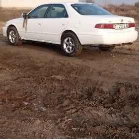 Toyota Camry 1999