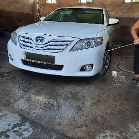 Toyota Camry 2010