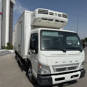 Mitsubishi Canter 2025