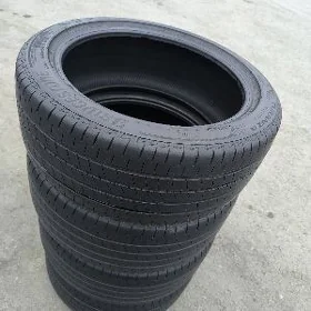 235 45 18 Bridgestone