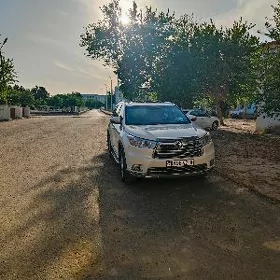 Toyota Highlander 2016