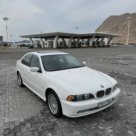 BMW E39 2003